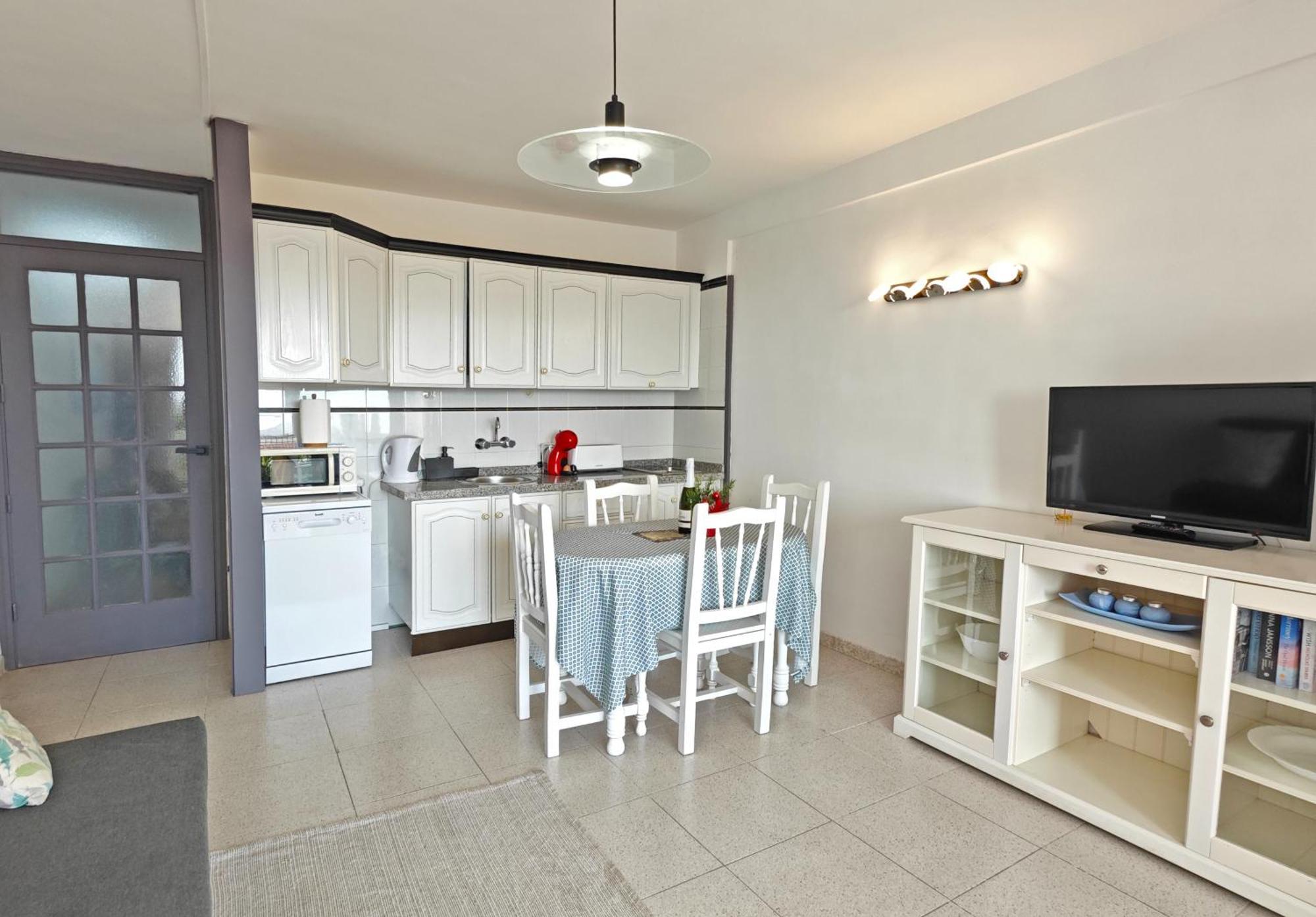 Blanco&Azul - Comfortable Ocean View Apartment Next To The Beach Плая де лас Америкас Екстериор снимка